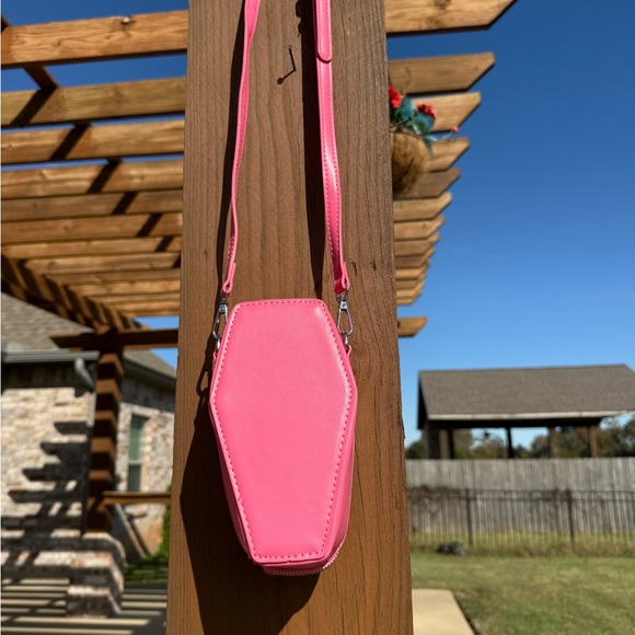 NWOT! Pink Coffin Crossbody Bag with Silver Cross Big enough for a IPhone - Picture 4 of 6